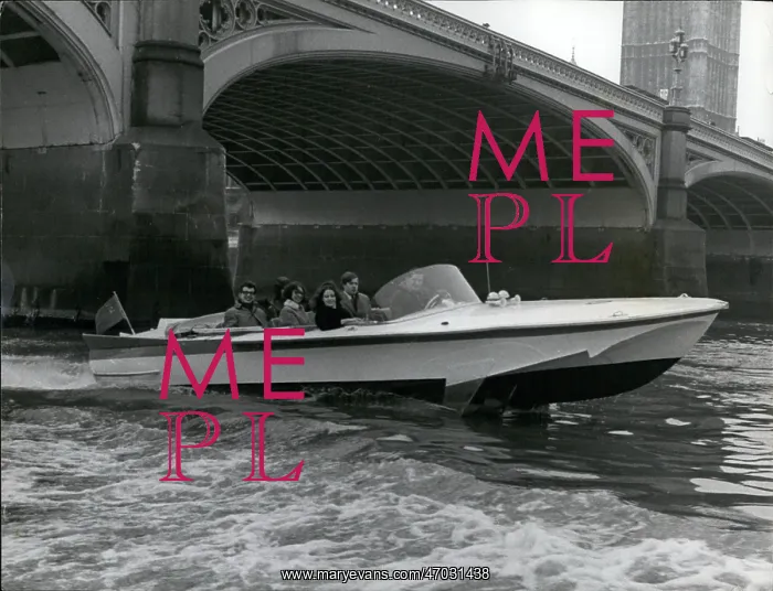 : Russian-built hydrofoil speedboat display on Thames, London : Russian-built hydrofoil speedboat display on Thames, London