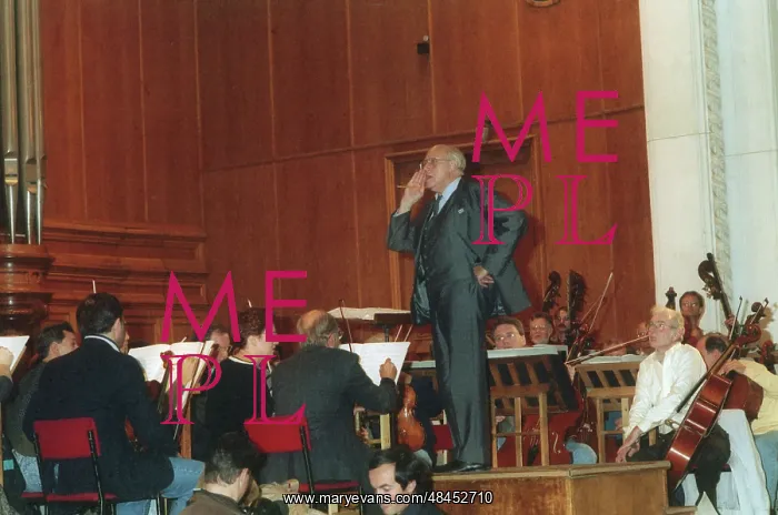 : Russian conductor Rostropovich and US National : Russian conductor Rostropovich and US National