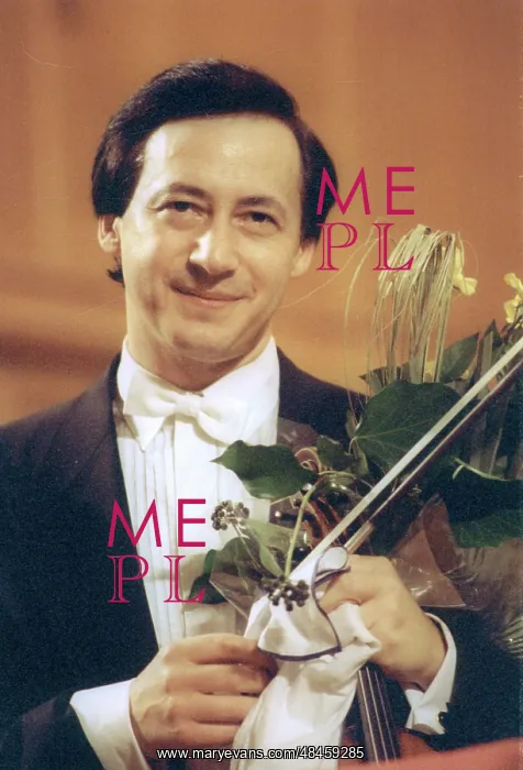 : Russian conductor Vladimir Spivakov, 1992 : Russian conductor Vladimir Spivakov, 1992