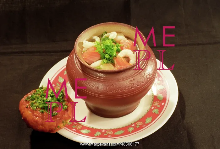 : Russian dishes, 1995 : Russian dishes, 1995