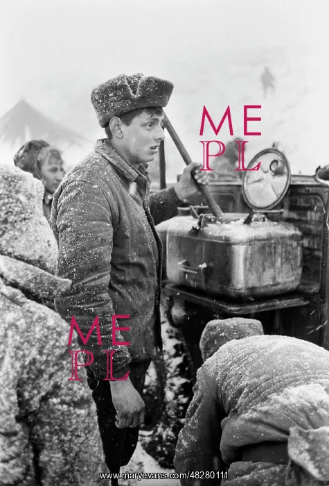: Russian field kitchen in Chechnya, 1994 : Russian field kitchen in Chechnya, 1994