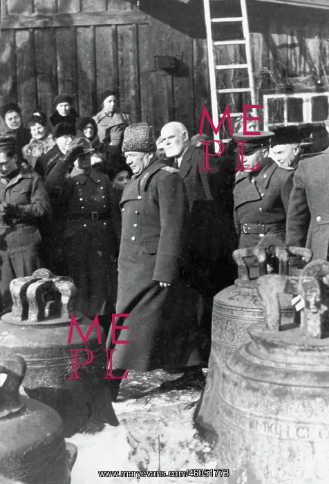 : Russian General Lebedenko and Cardinal Theodor Innitzer : Russian General Lebedenko and Cardinal Theodor Innitzer