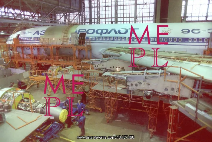 : Russian Ilyushin Il-96 MO long-range airliner, 1993 : Russian Ilyushin Il-96 MO long-range airliner, 1993