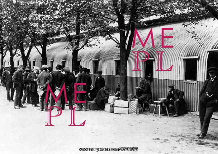 : Russian internees in Doeberitz, 1914 : Russian internees in Doeberitz, 1914