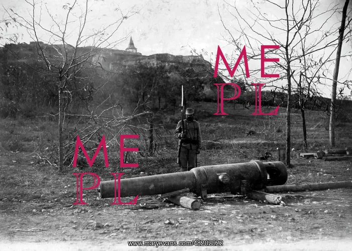 : Russian mortar in Serbia, 1915 : Russian mortar in Serbia, 1915