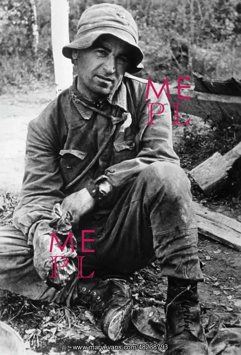 : Russian prisoners, 1942 : Russian prisoners, 1942