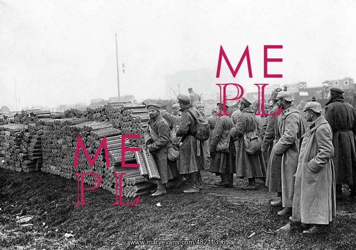 : Russian prisoners of war stack cartouches, 1915 : Russian prisoners of war stack cartouches, 1915