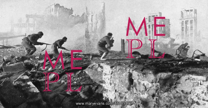 : Russian soldiers during the attack in Stalingrad, 1942 : Russian soldiers during the attack in Stalingrad, 1942
