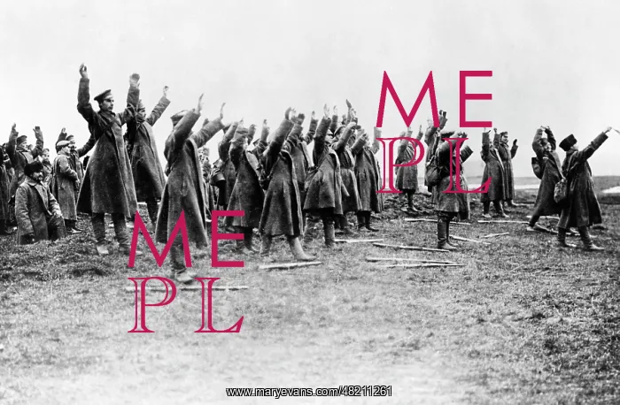 : Russian soldiers surrender, 1915 : Russian soldiers surrender, 1915