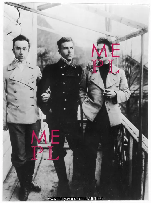  : RUSSIAN STUDENTS
