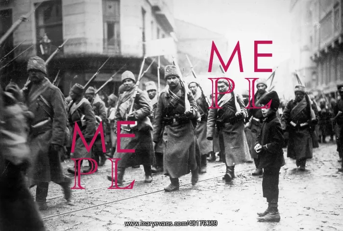 : Russian troops invade Lemberg, 1914 : Russian troops invade Lemberg, 1914