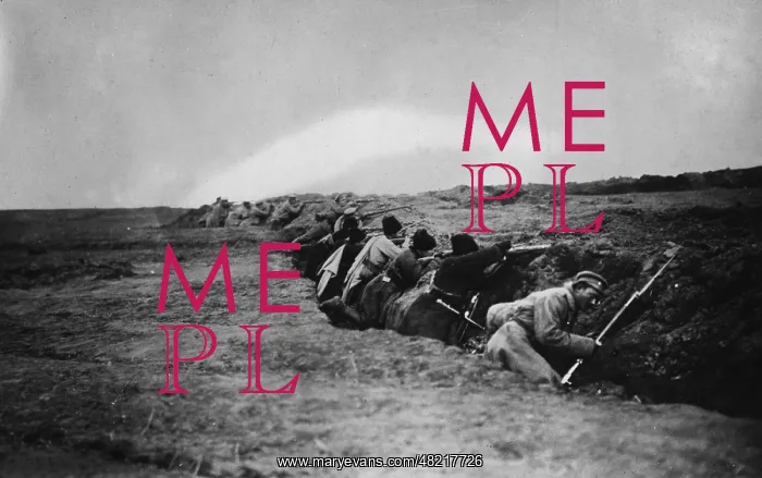 : Russian troops in trenches, 1914 : Russian troops in trenches, 1914