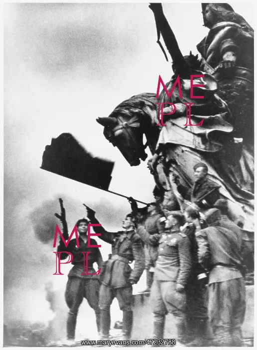 : RUSSIANS IN BERLIN : RUSSIANS IN BERLIN