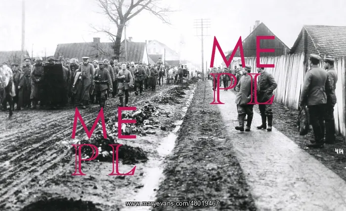 : Russians passing through Augustowo, WW1 : Russians passing through Augustowo, WW1