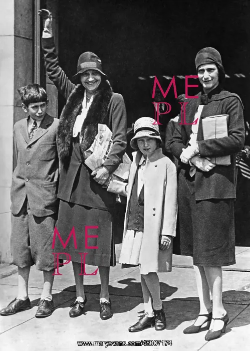 : Ruth McGormick in Chicago, 1929 : Ruth McGormick in Chicago, 1929