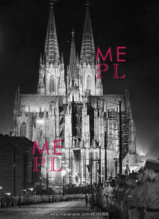 : SA march in front of the Cologne Cathedral, 1936 : SA march in front of the Cologne Cathedral, 1936