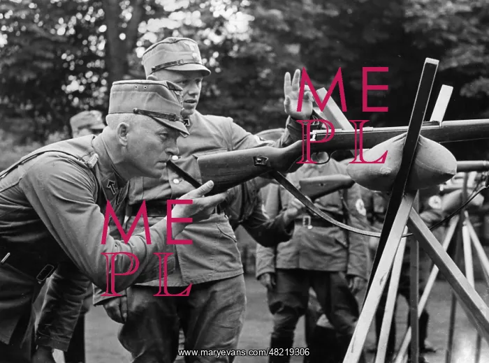 : SA members at target practice, 1939 : SA members at target practice, 1939