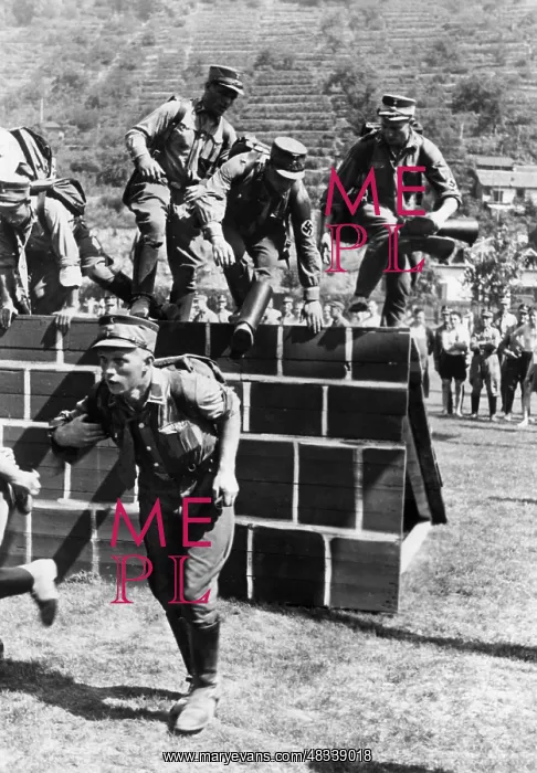 : SA men at the obstacle course, 1937 : SA men at the obstacle course, 1937