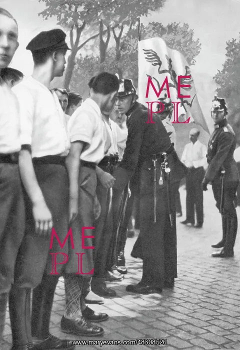 : SA men are searched for weapons, 1932 : SA men are searched for weapons, 1932