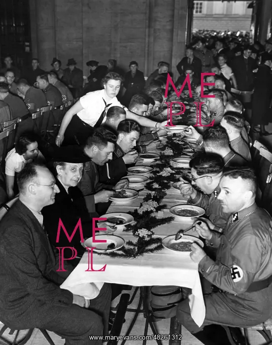 : SA stew in the University of Berlin, 1939 : SA stew in the University of Berlin, 1939