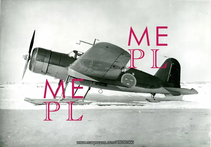 : Saab B17B, 17101, fitted with retractable skis : Saab B17B, 17101, fitted with retractable skis