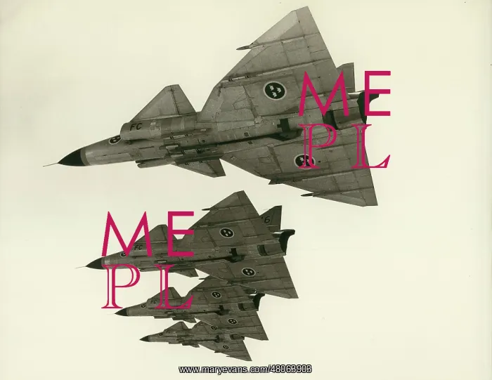 : Four Saab JA37 Viggens : Four Saab JA37 Viggens