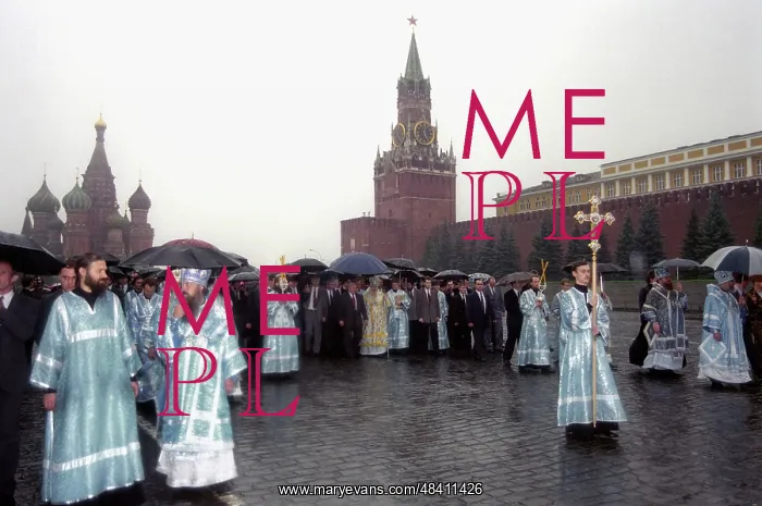 : Sacred procession on Red Square, 1995 : Sacred procession on Red Square, 1995