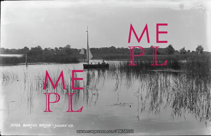 : Sailing on Barton Broad : Sailing on Barton Broad