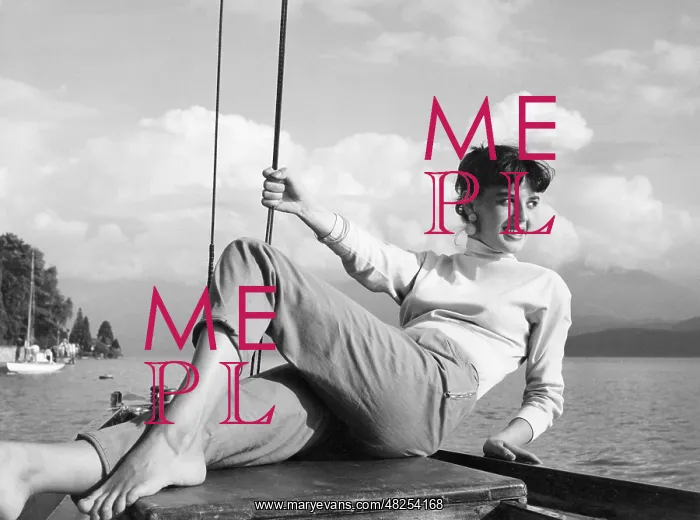: SAILING GIRL : SAILING GIRL