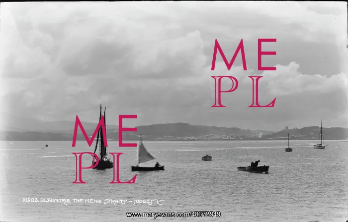 : Sailing in the Menai Straits : Sailing in the Menai Straits