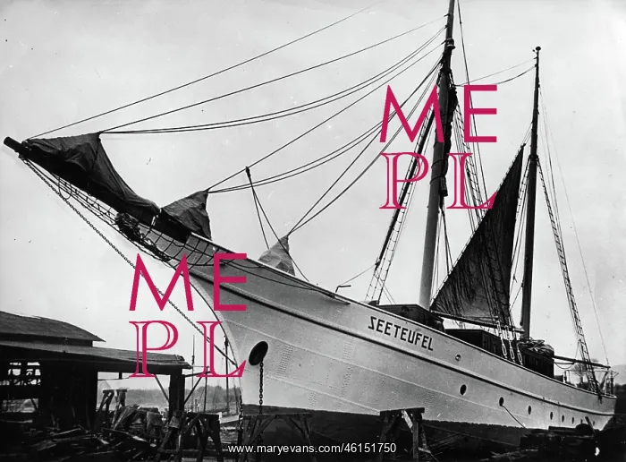 : The sailing ship MONKFISH of Count : The sailing ship MONKFISH of Count