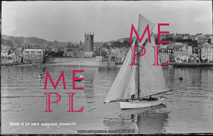 : Sailing in St. Ives Harbour : Sailing in St. Ives Harbour