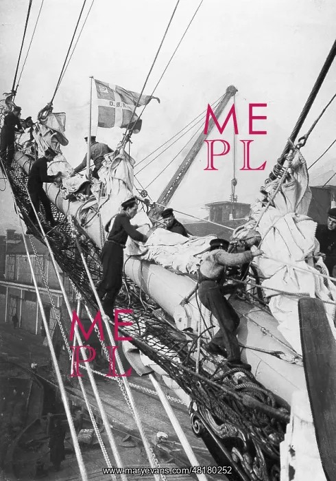 : Sailors on the bowsprit of a Danish training ship, 1925 : Sailors on the bowsprit of a Danish training ship, 1925