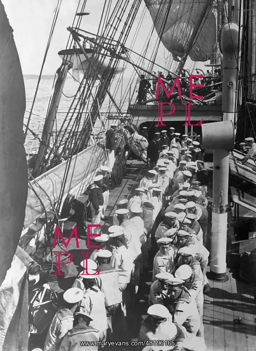 : Sailors of the German fleet at the Bootheissen, 1911 : Sailors of the German fleet at the Bootheissen, 1911