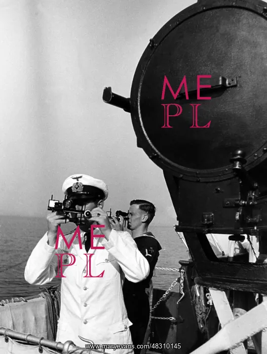 : Sailors on the research vessel Meteor : Sailors on the research vessel Meteor