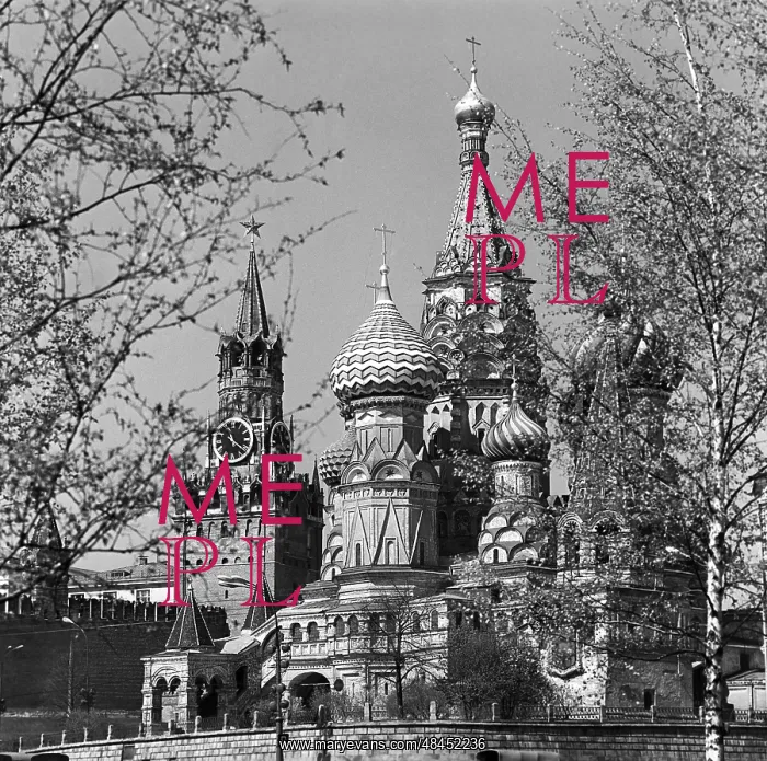 : Saint Basil's Cathedral, 1972 : Saint Basil's Cathedral, 1972