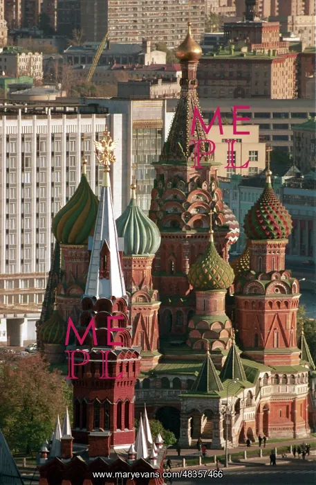 : Saint Basil?s Cathedral in Moscow, 1998 : Saint Basil?s Cathedral in Moscow, 1998