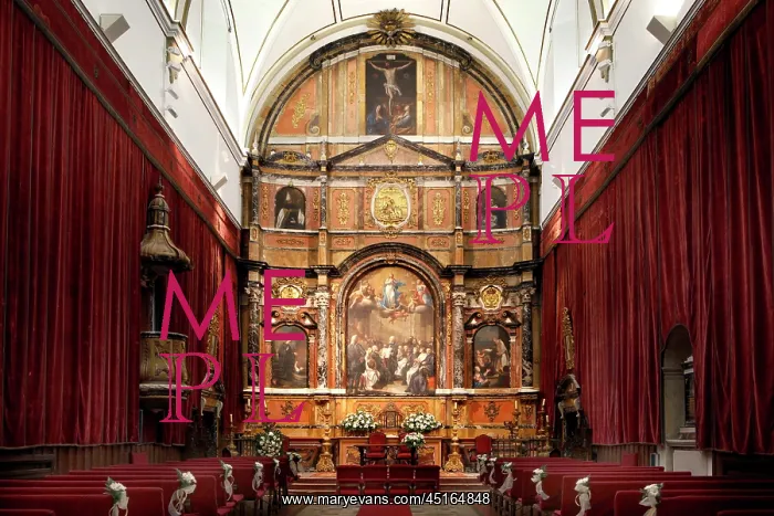 : Salamanca. Low angle view, interior, San Jeronimo Chapel : Salamanca. Low angle view, interior, San Jeronimo Chapel