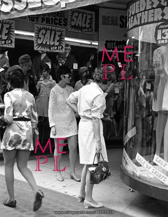 : SALES FASHIONS : SALES FASHIONS