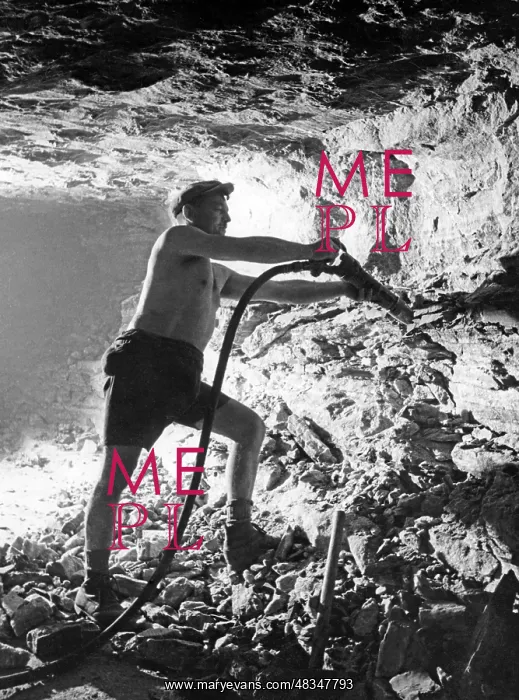 : Salt mining, 1943 : Salt mining, 1943