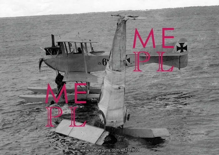 : Salvage of a pilot on the high seas, 1917 : Salvage of a pilot on the high seas, 1917