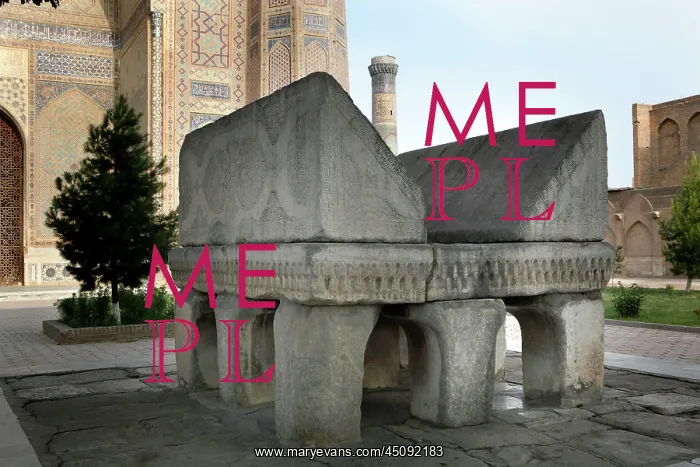 : Samarkand. Low angle view of huge lecturn, Bibi-Khanym Mosque : Samarkand. Low angle view of huge lecturn, Bibi-Khanym Mosque