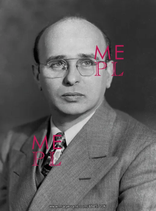: Samuel Reshevsky : Samuel Reshevsky