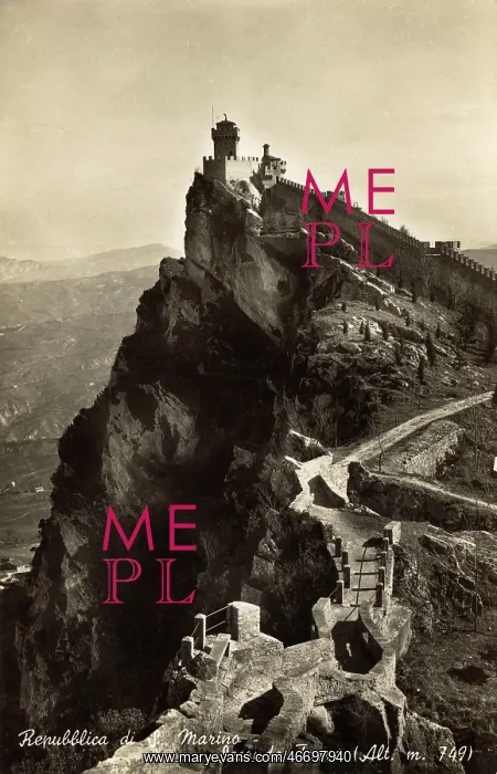 : San Marino - The Second Tower and Castle Walls : San Marino - The Second Tower and Castle Walls