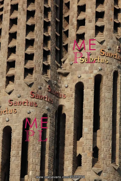 : 'Sanctus', bell tower of the Passion facade : 'Sanctus', bell tower of the Passion facade