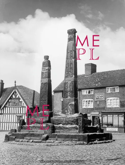 : SANDBACH CROSSES : SANDBACH CROSSES