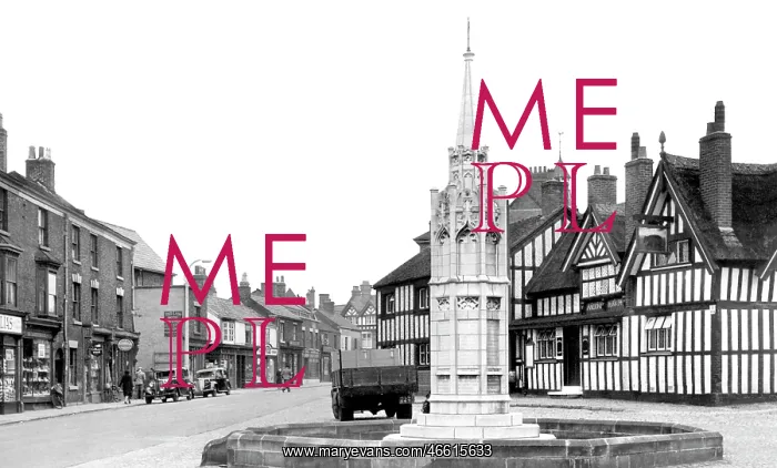  : Sandbach, the War Memorial c1955