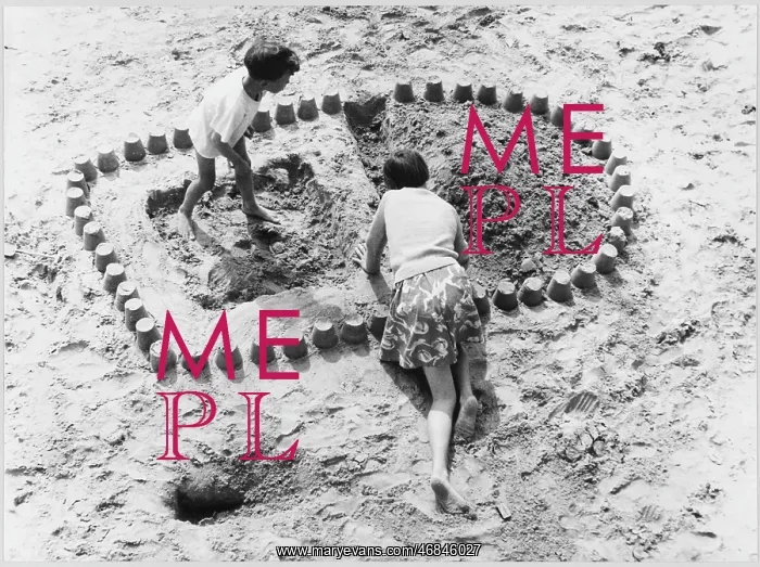 : SANDCASTLES AT WEYMOUTH : SANDCASTLES AT WEYMOUTH