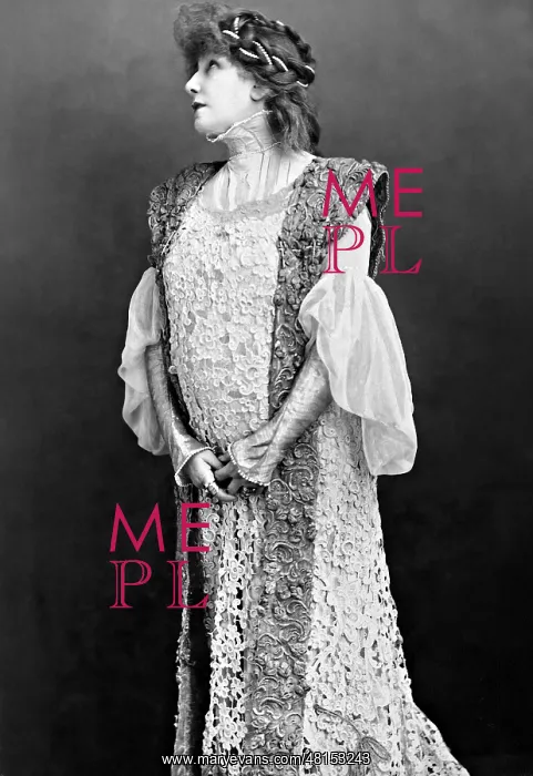  : Sarah Bernhardt