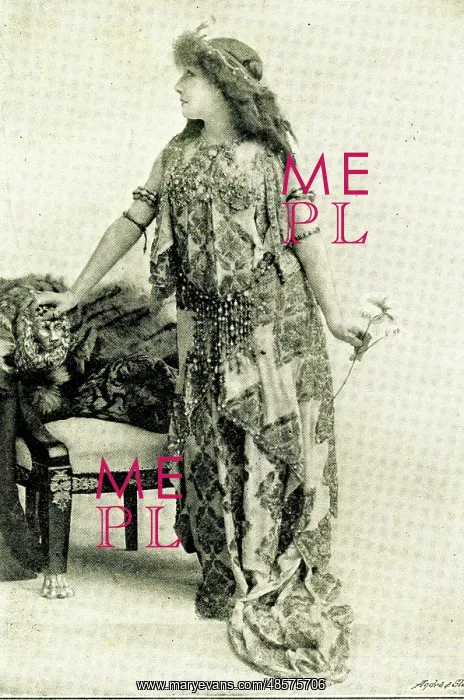  : Sarah Bernhardt, French actress, as Cleopatra